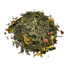 Zelený čaj Zlatý podzim – jablko, skořice a broskev v šálku